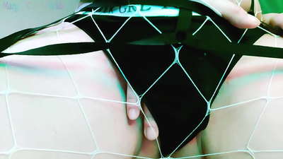 Црвенокосиот објаснува како да го избрка својот кур и ја покажува нејзината пичка - Dirty Words